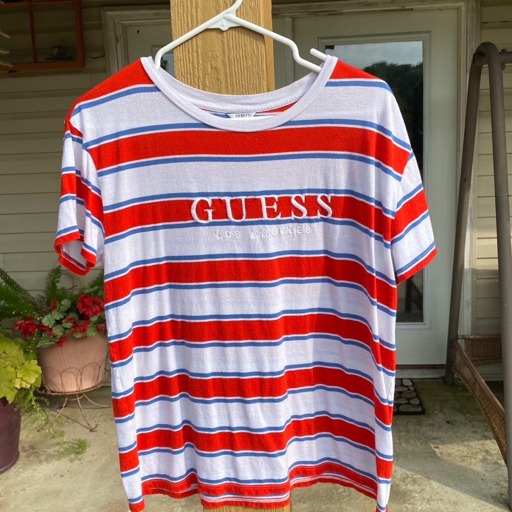 Guess T-shirt